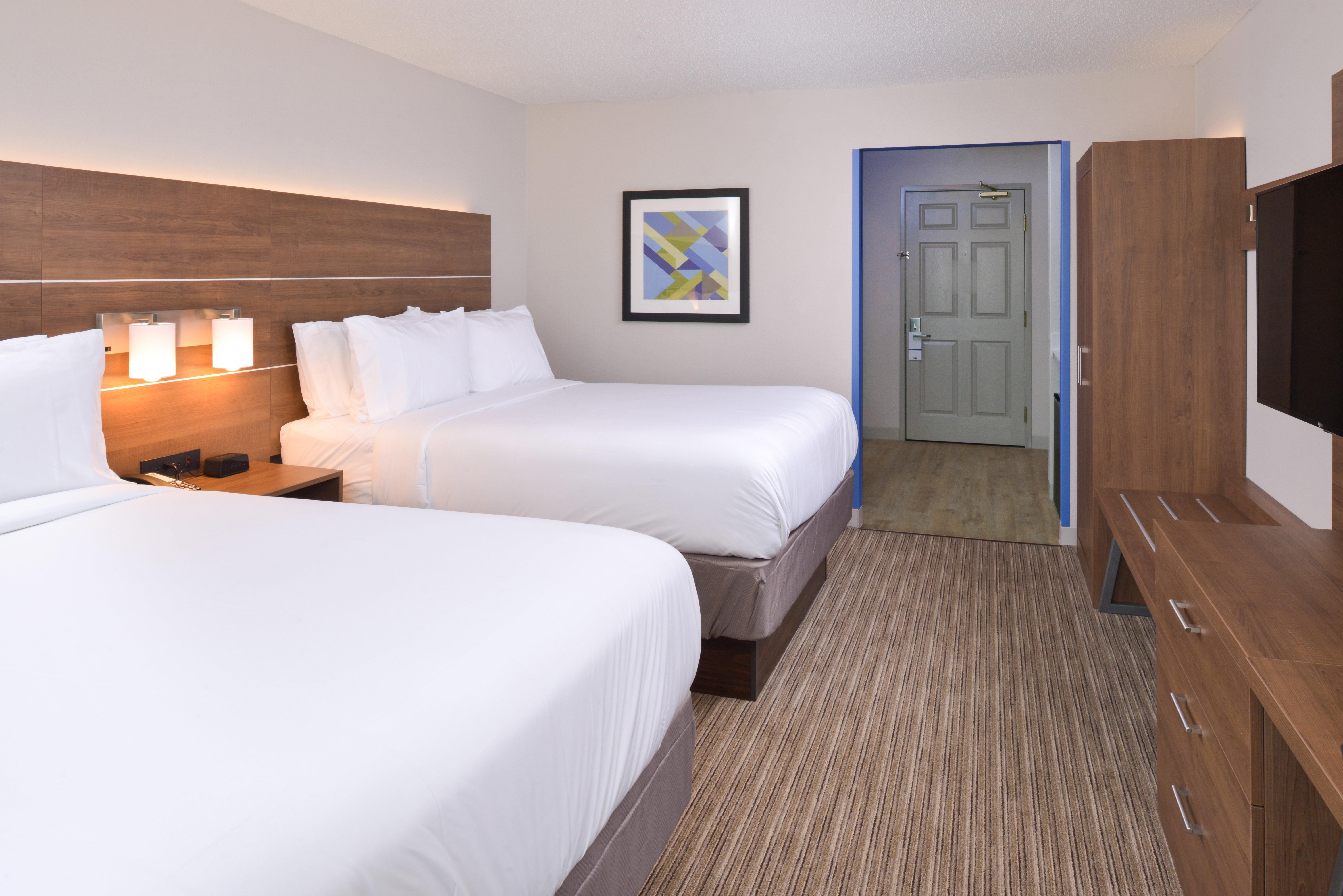 Holiday Inn Express & Suites - Omaha - 120Th And Maple By Ihg Exterior photo